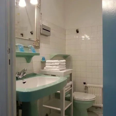 Azurene Royal Hotel